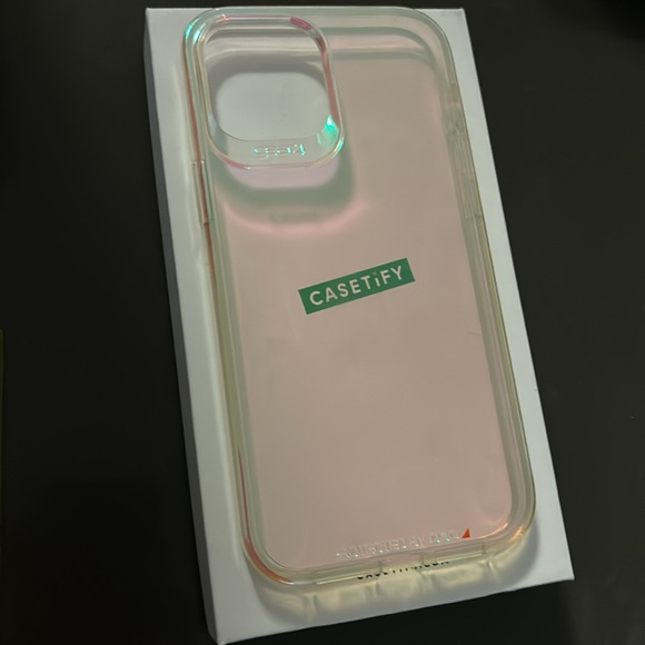 𝐢𝐏𝐡𝐨𝐧𝐞 𝟏𝟐 𝐏𝐫𝐨 𝐌𝐚𝐱 - Picture 7 of 11